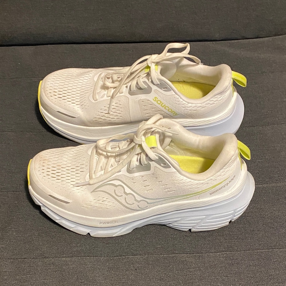 Saucony Guide 18 - Size 8W
